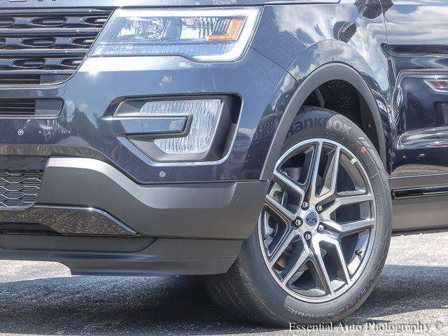 Ford Explorer 2017 photo 2